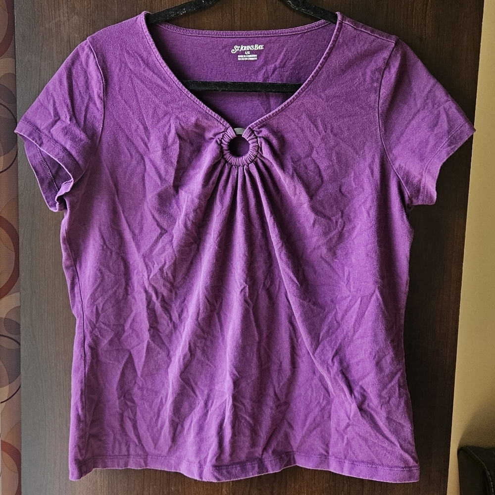 St. John's Bay V-Neck Purple Short Sleeve Top